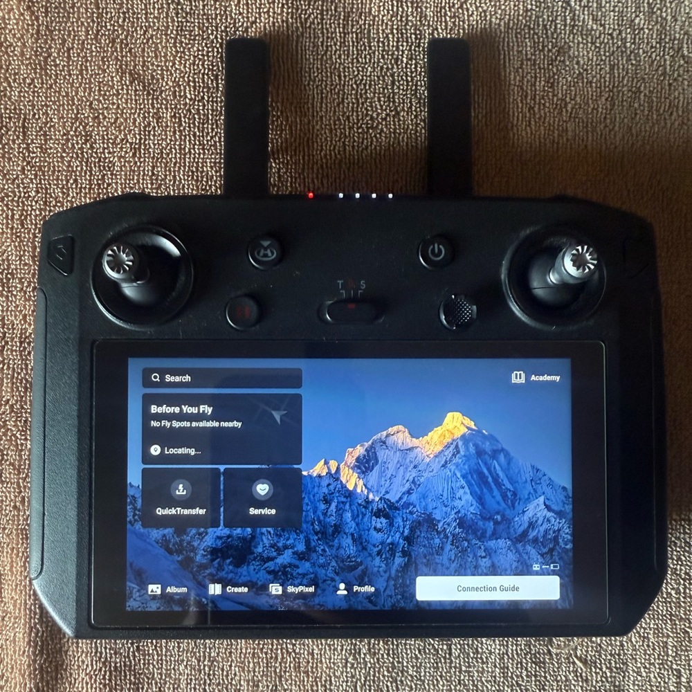 DJI Smart Controller for Mavic 2 Series drones. Please read for details.